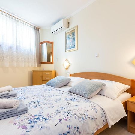 Apartment Sepat With Free Parking Place In Baska Esterno foto