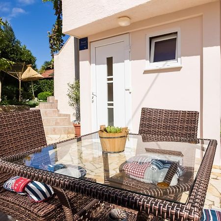 Apartment Sepat With Free Parking Place In Baska Esterno foto