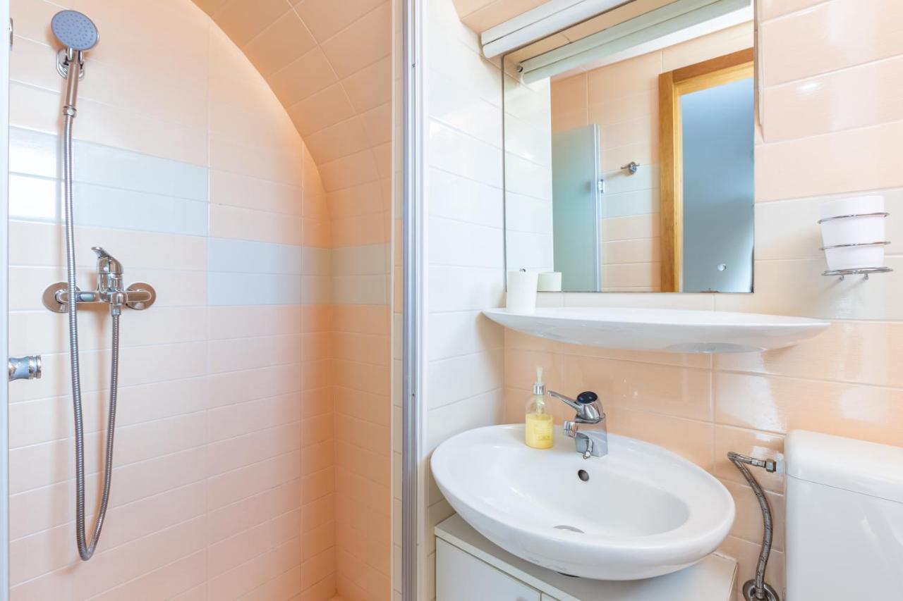 Apartment Sepat With Free Parking Place In Baska Esterno foto