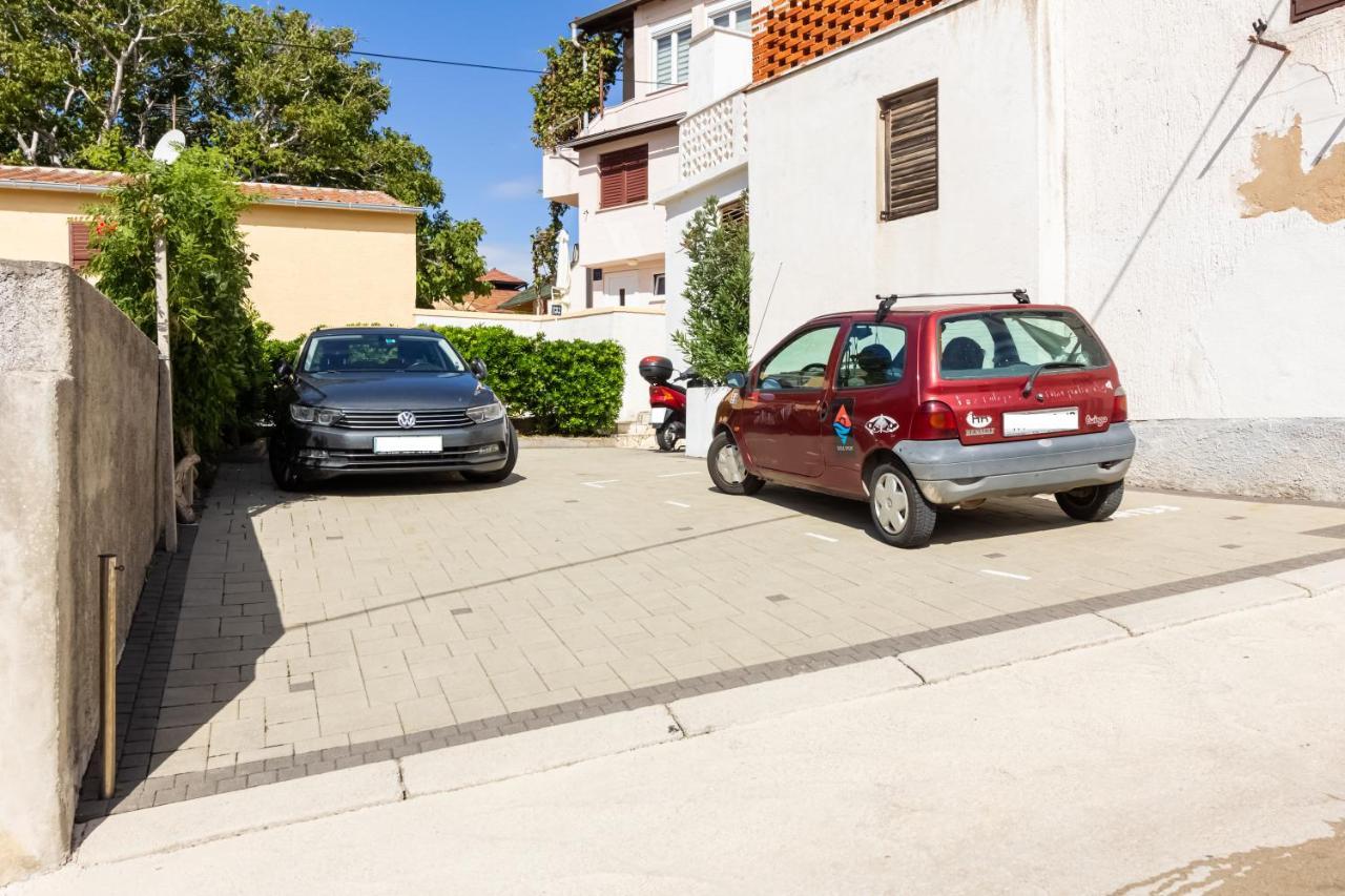 Apartment Sepat With Free Parking Place In Baska Esterno foto
